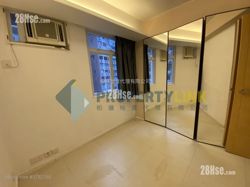 Arts Building Sell 2 Bedrooms , 1 Bathroom 625 ft²