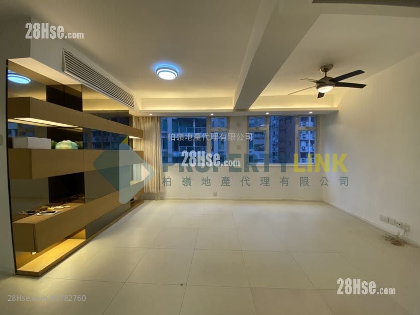 Arts Building Sell 2 Bedrooms , 1 Bathroom 625 ft²