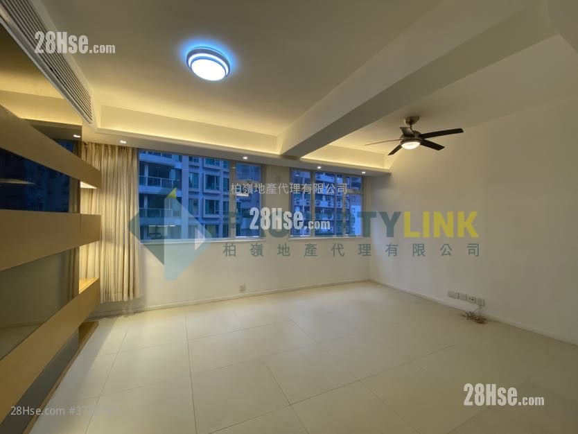 Arts Building Sell 2 Bedrooms , 1 Bathroom 625 ft²