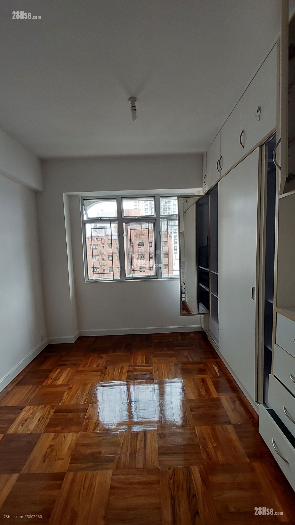 金龙大厦 租盘 3 房 , 2 浴室 857 平方尺