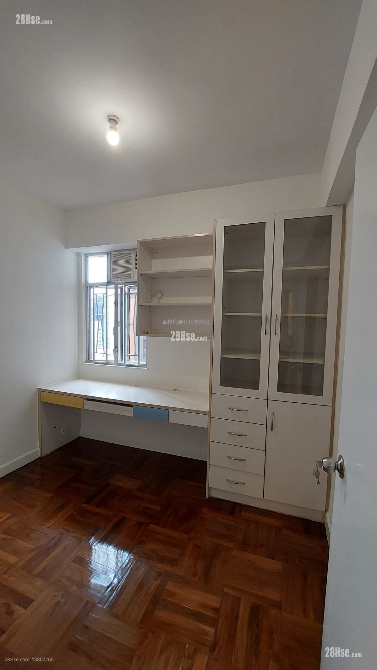 金龙大厦 租盘 3 房 , 2 浴室 857 平方尺