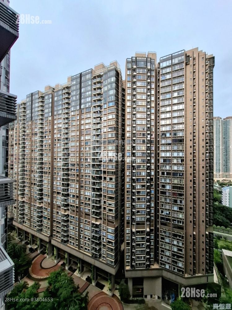 Century Link Sell 1 Bedroom , 1 Bathroom 379 ft²