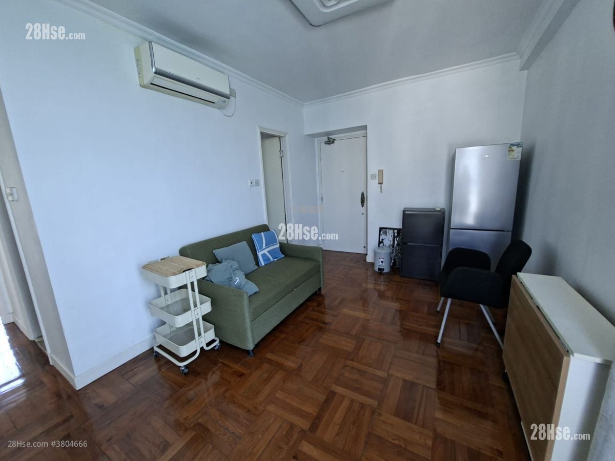 Lung Cheung Garden Rental 3 Bedrooms , 1 Bathroom 425 ft²