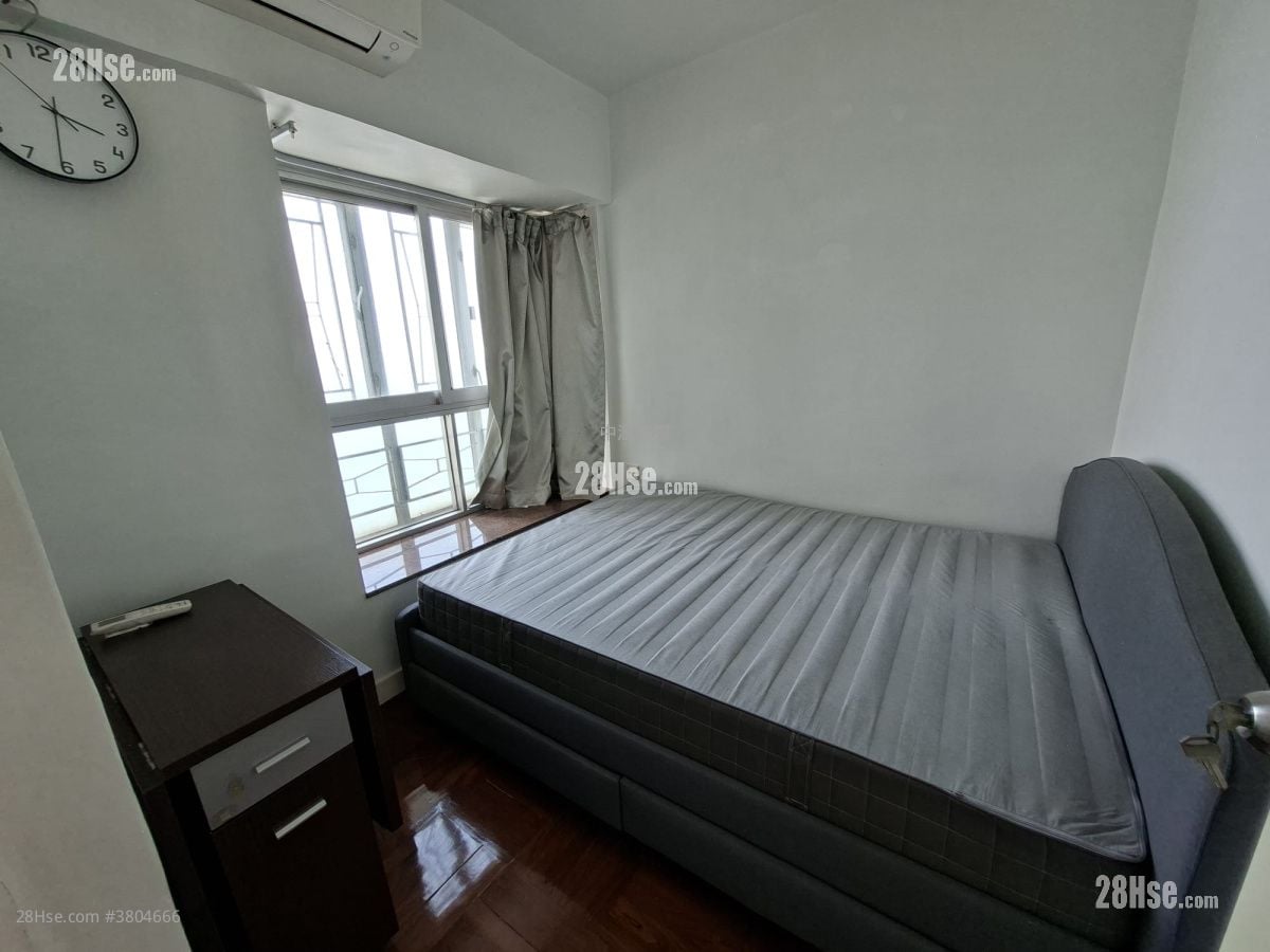 Lung Cheung Garden Rental 3 Bedrooms , 1 Bathroom 425 ft²