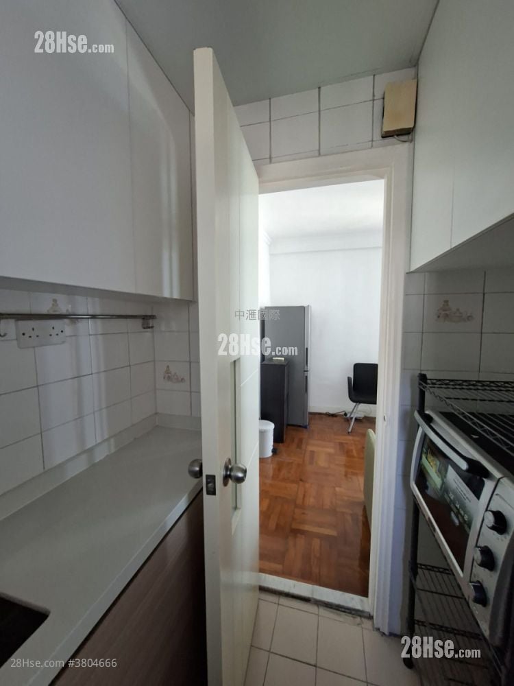 Lung Cheung Garden Rental 3 Bedrooms , 1 Bathroom 425 ft²
