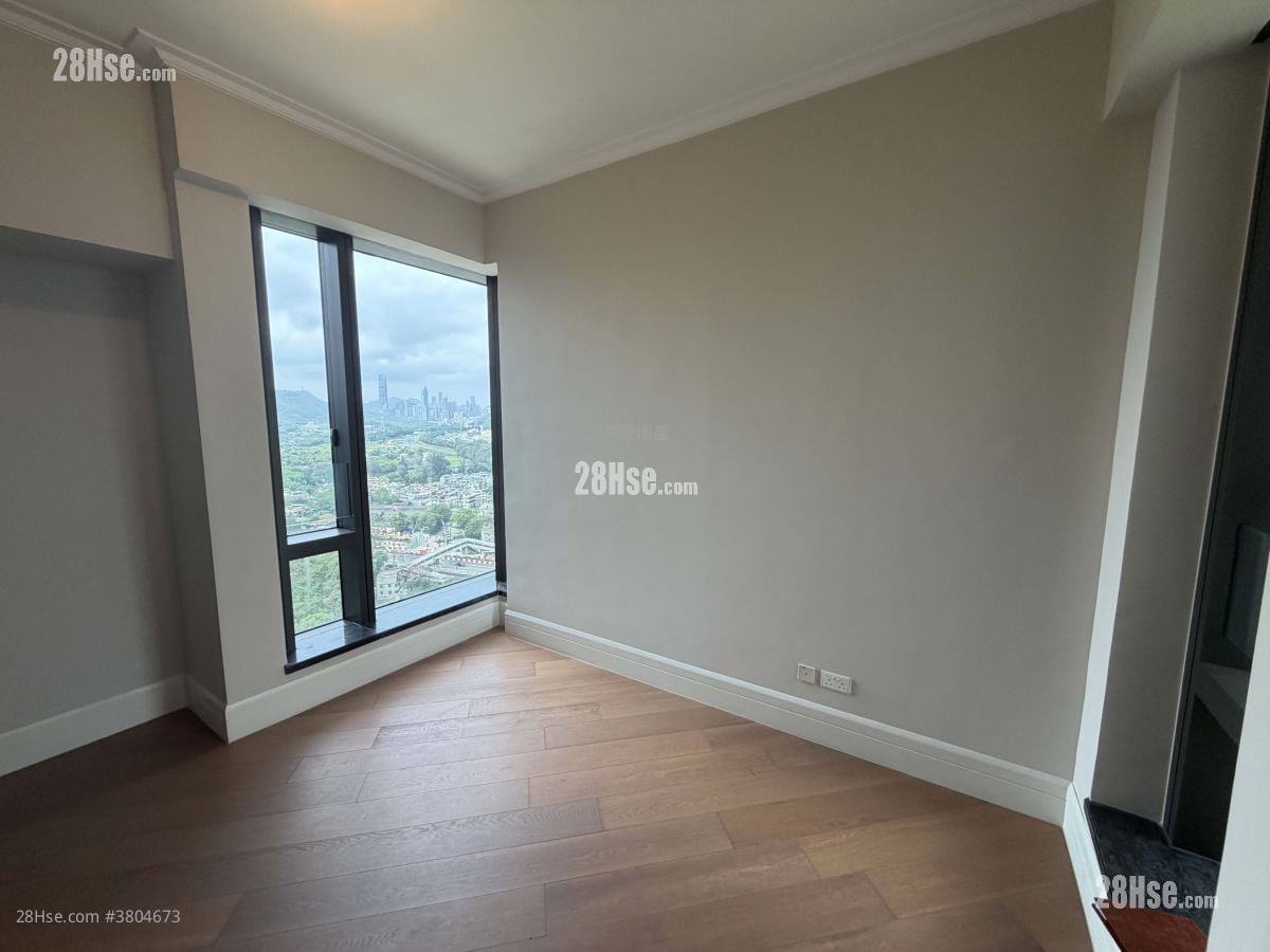 Eden Manor Rental 1,046 ft²