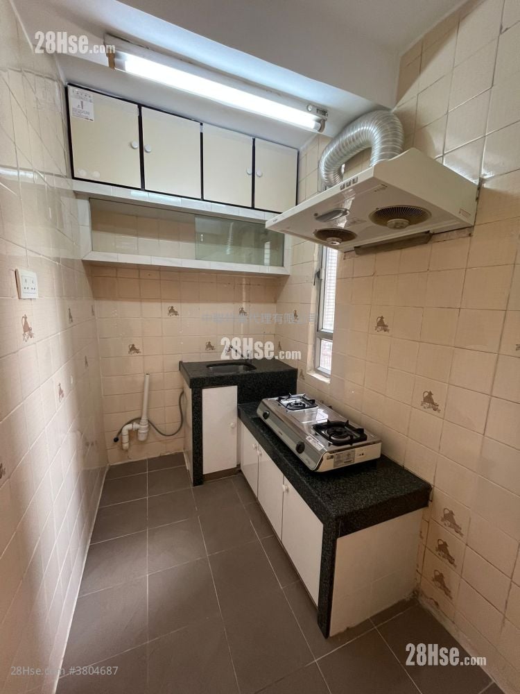 Carado Garden Sell 2 Bedrooms , 1 Bathroom 428 ft²