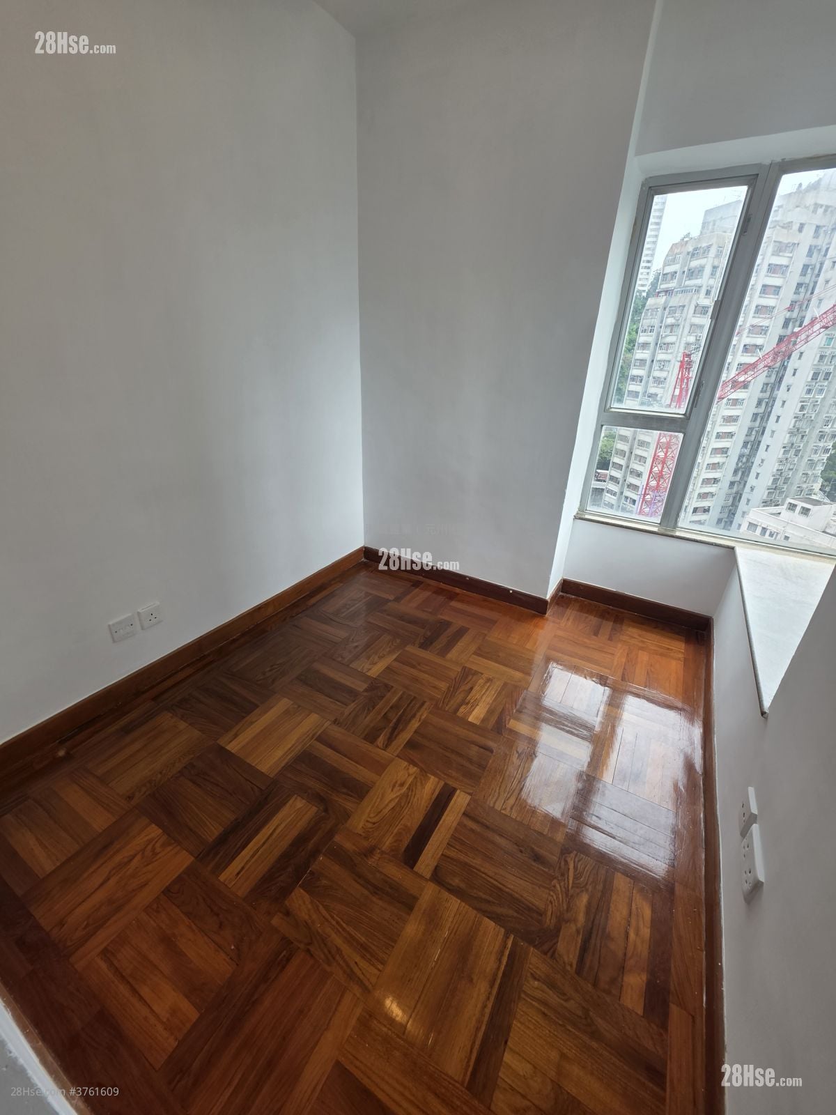 悦海华庭 售盘 3 房 , 2 浴室 527 平方尺