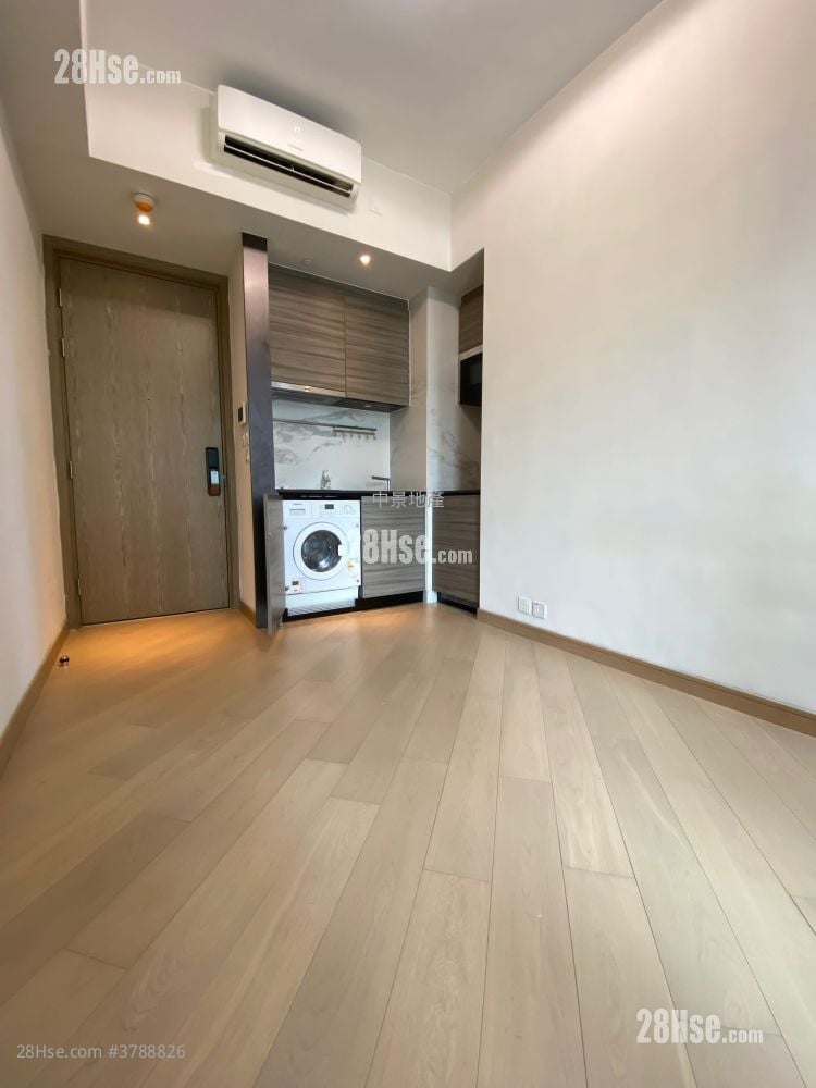 The Zutten Rental Studio , 1 Bathroom 191 ft²