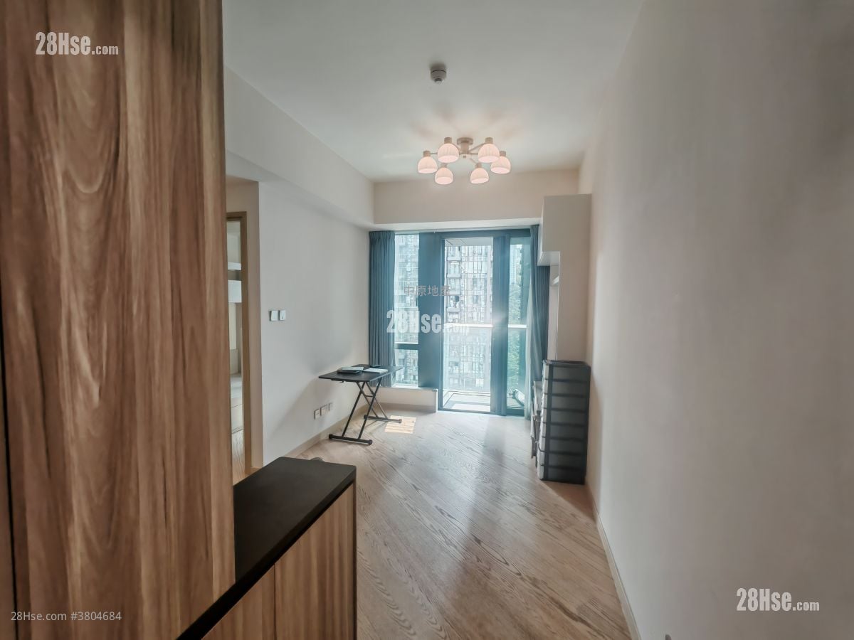 The Arles Rental 2 Bedrooms , 1 Bathroom 462 ft²