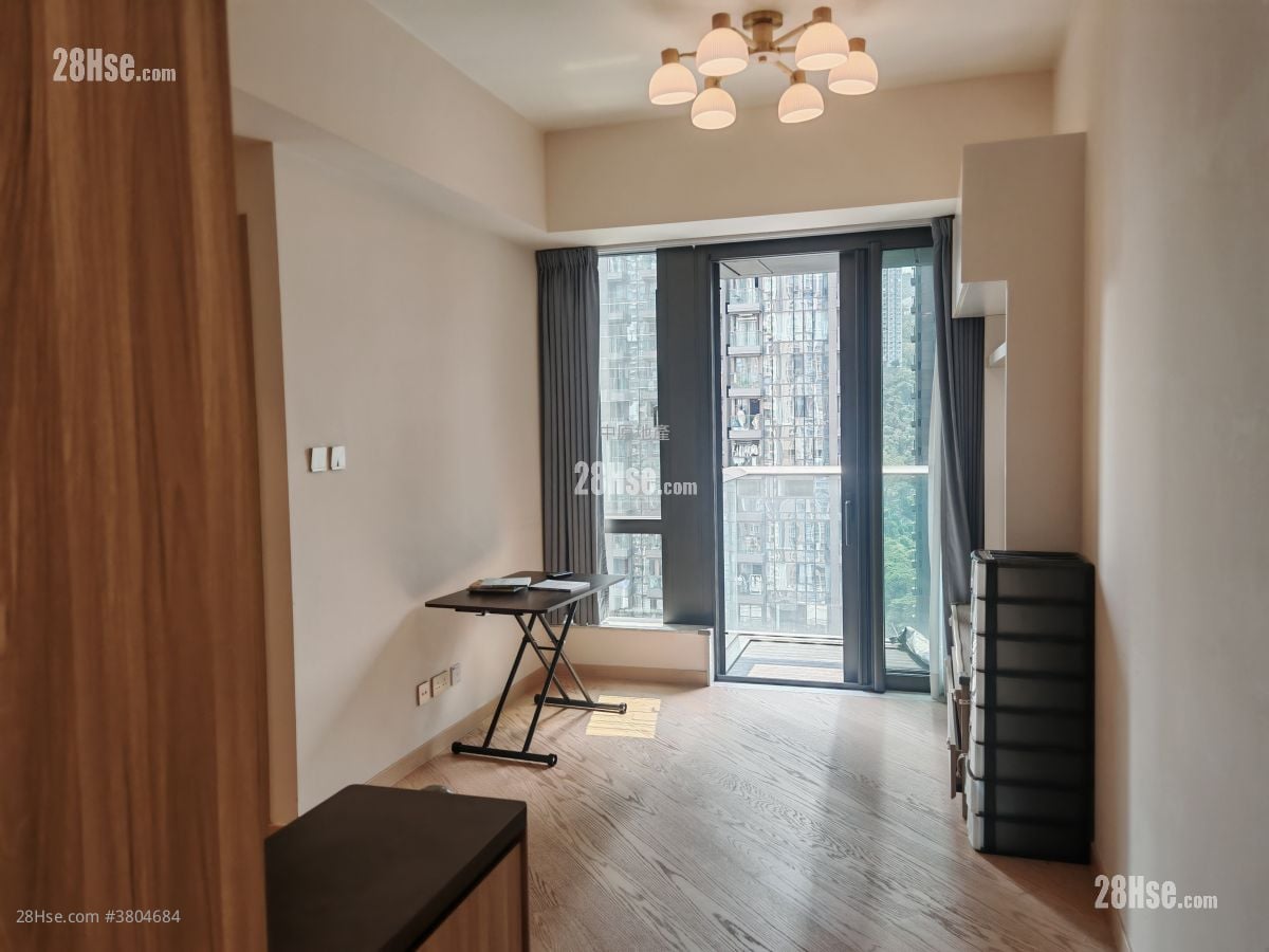 The Arles Rental 2 Bedrooms , 1 Bathroom 462 ft²