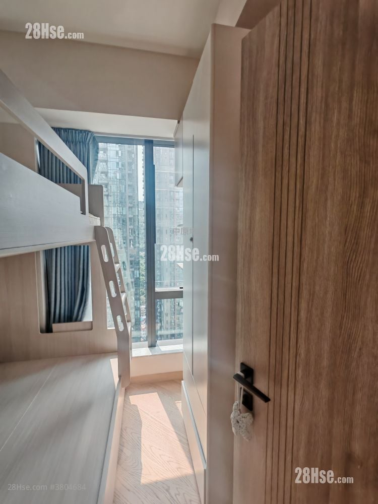 The Arles Rental 2 Bedrooms , 1 Bathroom 462 ft²