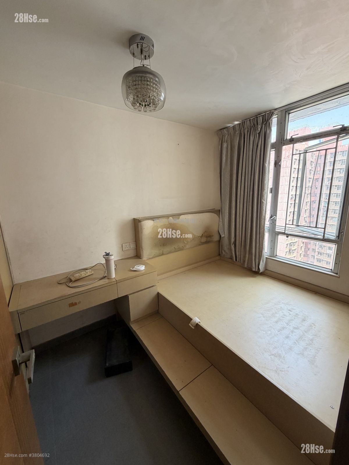 Po Ming Court Sell 2 Bedrooms , 1 Bathroom 426 ft²