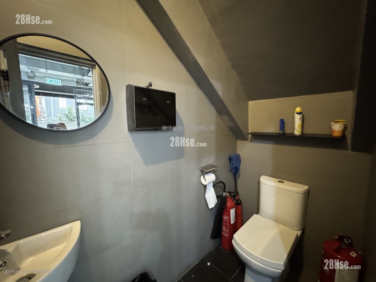 秀华园 售盘 1 厕所