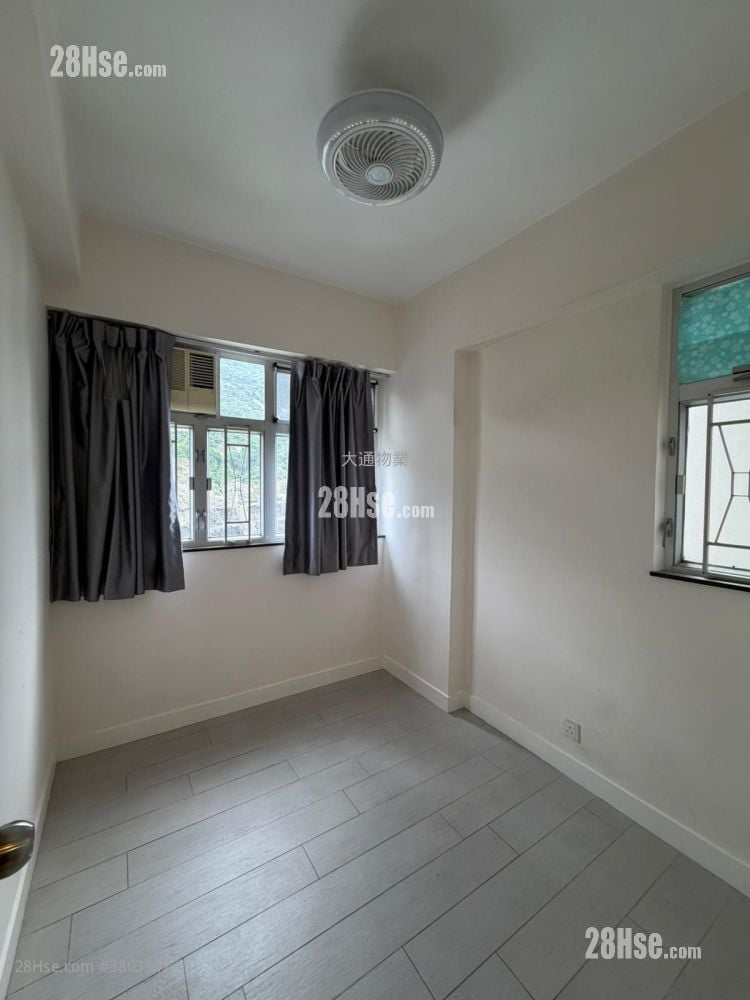 Sun Lee Building Rental 2 Bedrooms , 1 Bathroom 280 ft²