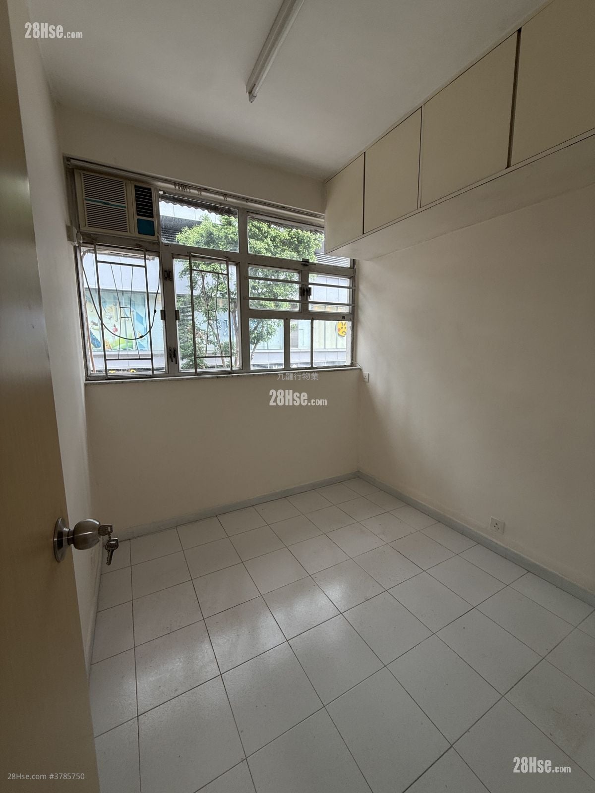 安福大楼 租盘 2 房 , 1 浴室 430 平方尺