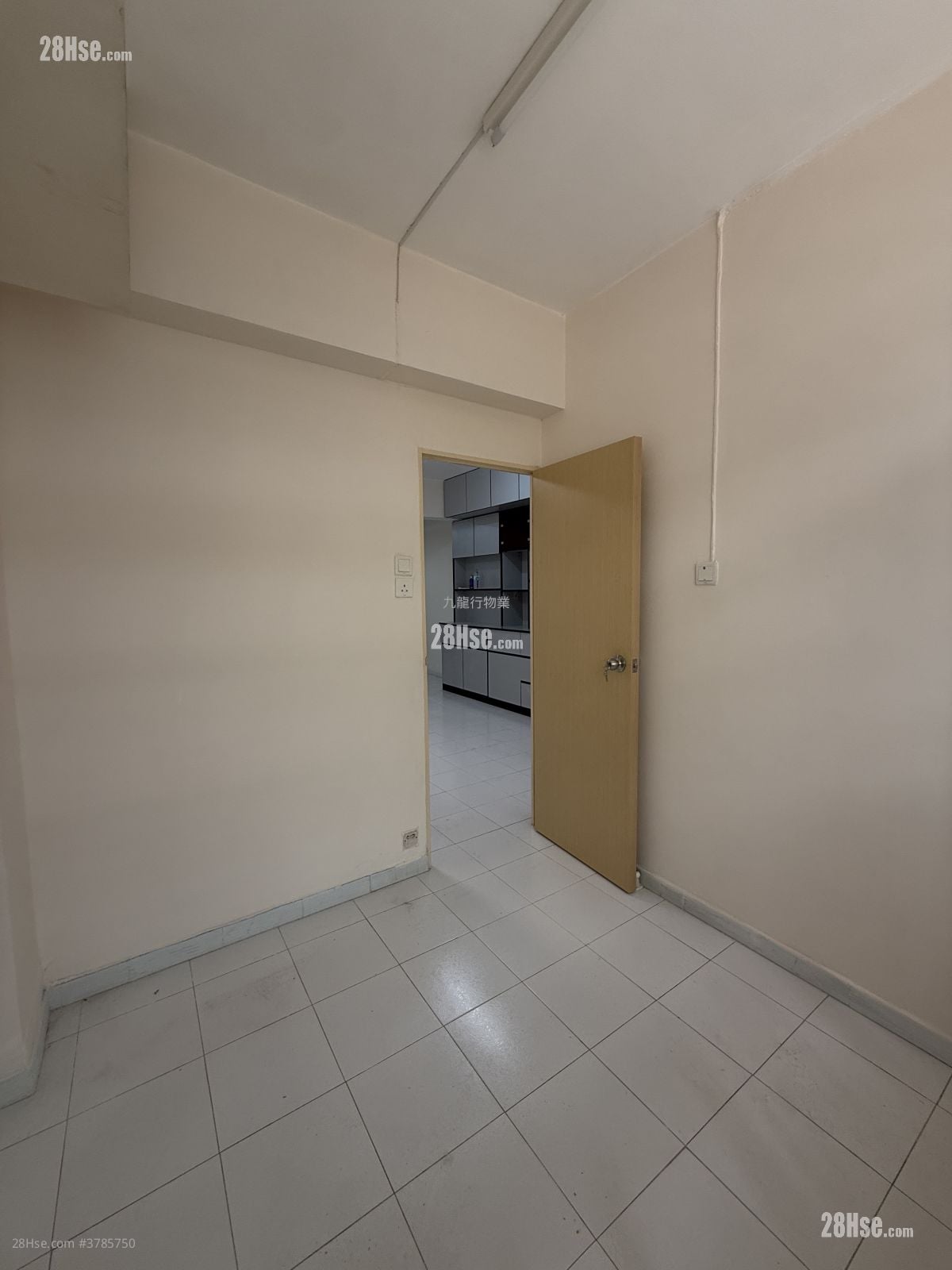 安福大楼 租盘 2 房 , 1 浴室 430 平方尺