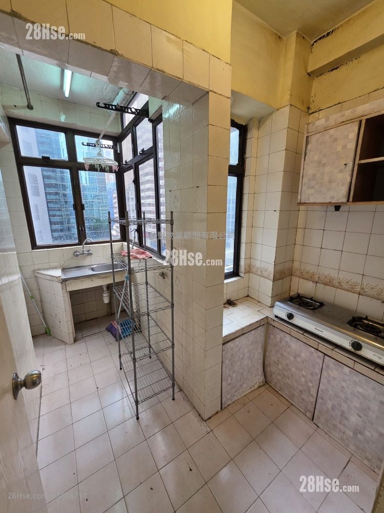 Sam Yuen Mansion Sell 2 Bedrooms , 1 Bathroom 386 ft²