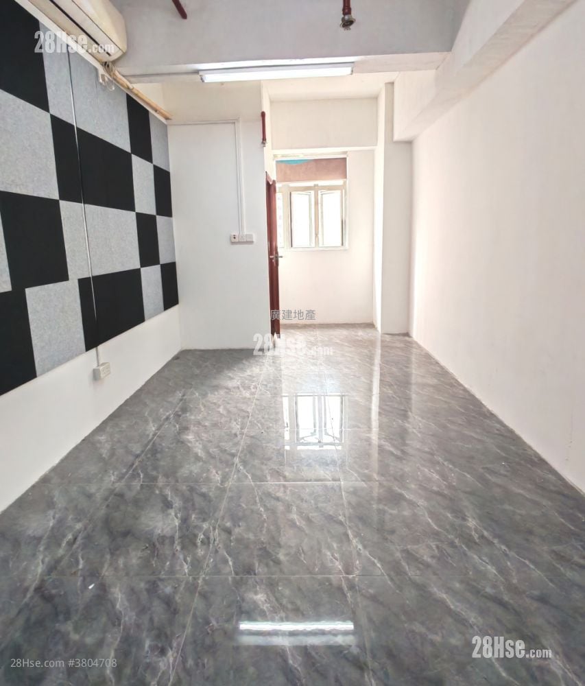 偉昌工業中心-有獨立廁-熱水爐-租$5,800/全包