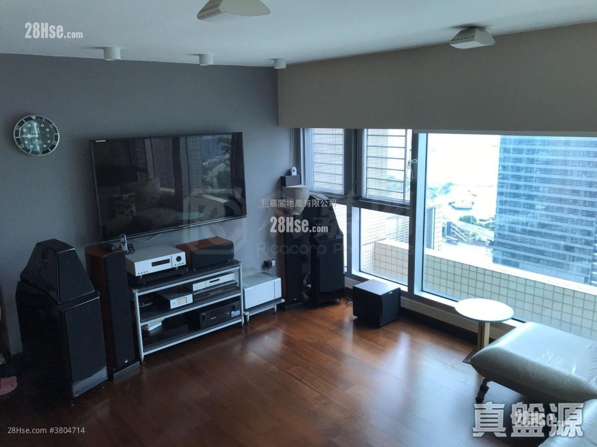 The Waterfront Sell 3 Bedrooms , 2 Bathrooms 1,592 ft²