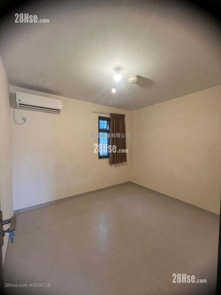 村屋 租盘 3 房 , 1 浴室 630 平方尺