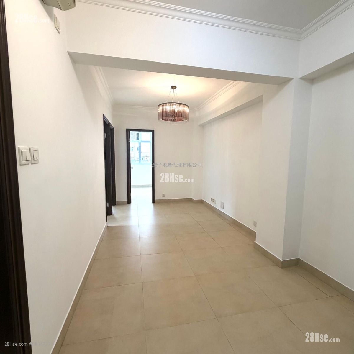 利荣大楼 租盘 3 房 , 1 浴室 543 平方尺