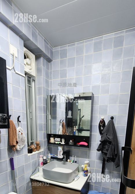 Scenic Court Sell 2 Bedrooms 358 ft²