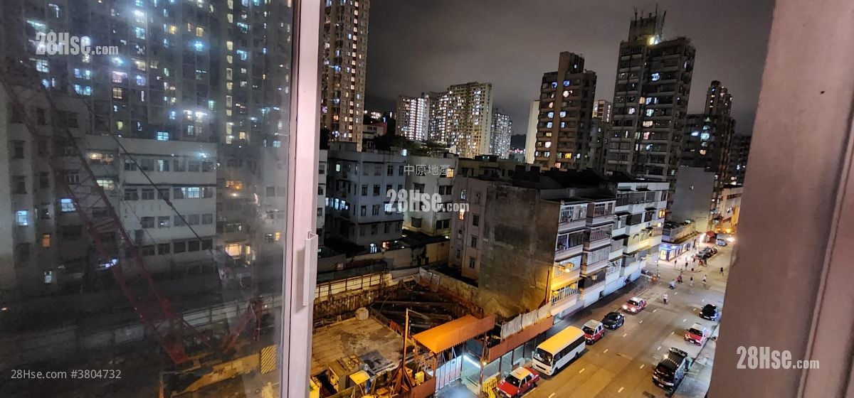 Scenic Court Sell 2 Bedrooms 358 ft²