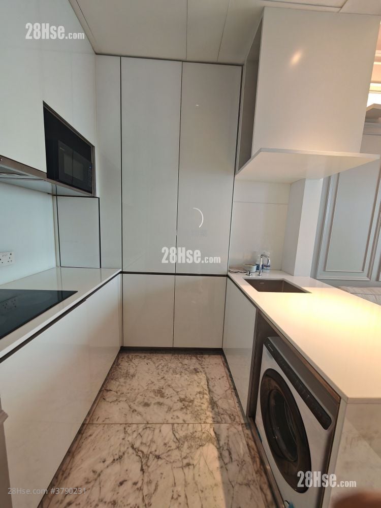 The Gloucester Rental Studio , 1 Bathroom 368 ft²