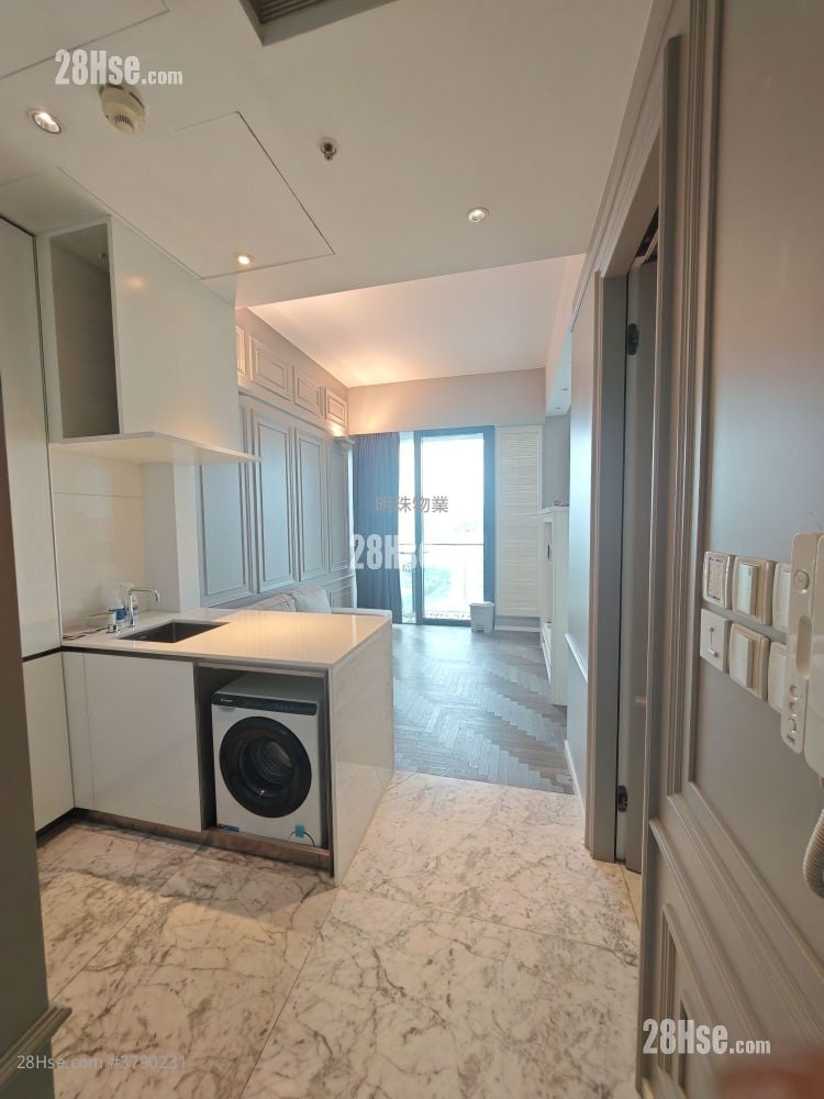 The Gloucester Rental Studio , 1 Bathroom 368 ft²