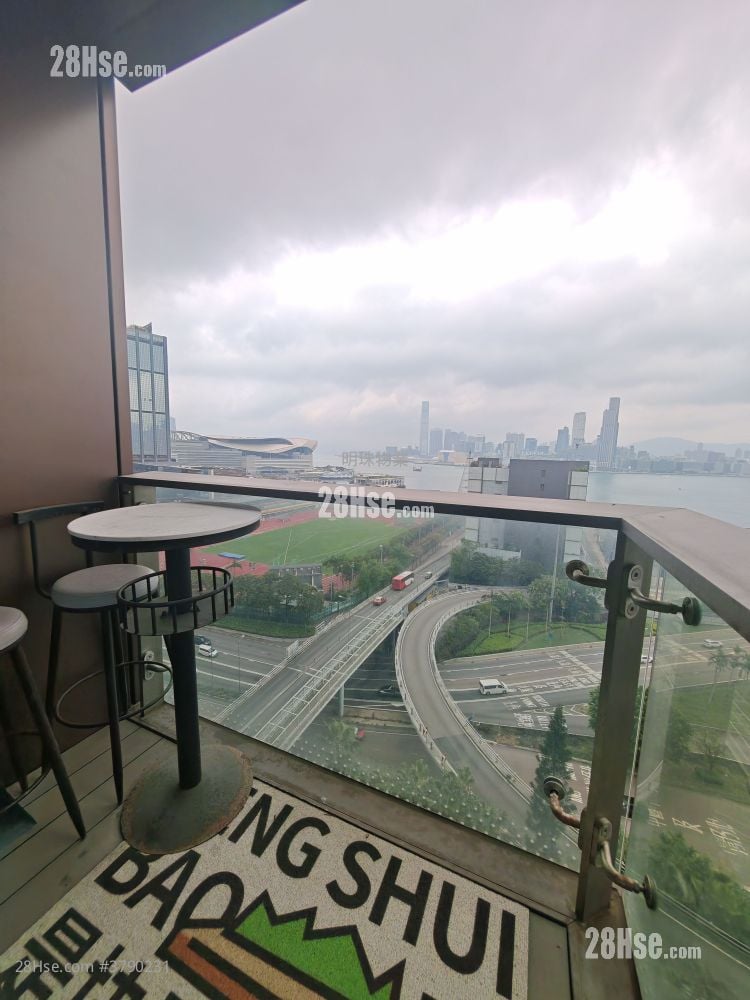 The Gloucester Rental Studio , 1 Bathroom 368 ft²