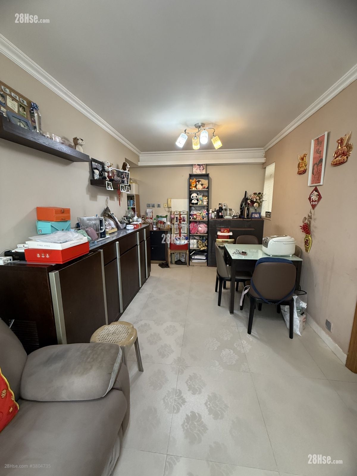 Tung Tao Court Sell 3 Bedrooms 666 ft²