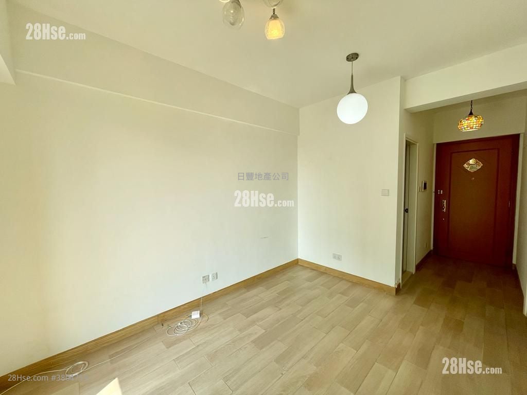 The Prominence Sell 1 Bedroom , 1 Bathroom 336 ft²