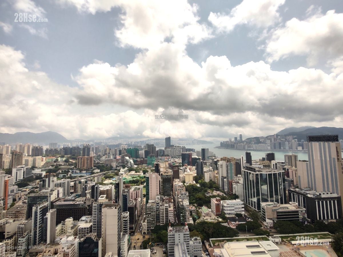 The Victoria Towers Rental 3 Bedrooms , 2 Bathrooms 791 ft²