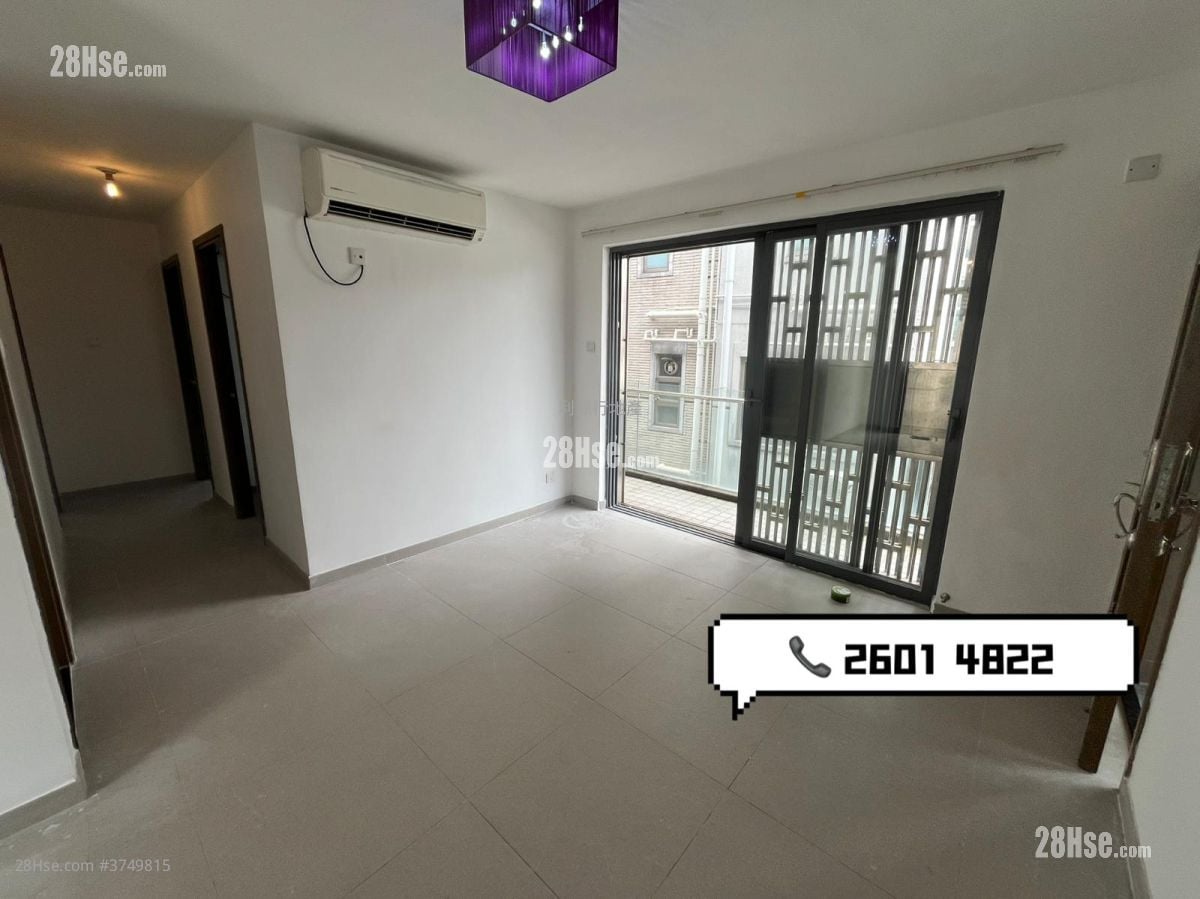 村屋 租盘 3 房 , 2 浴室 700 平方尺