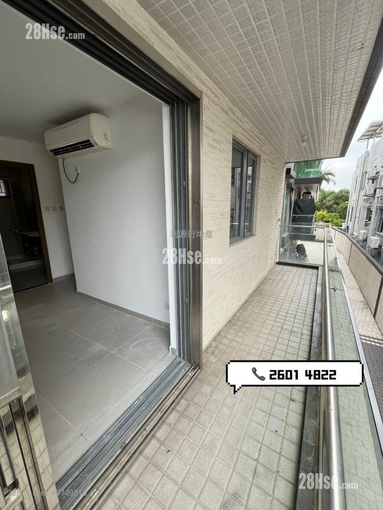 村屋 租盘 3 房 , 2 浴室 700 平方尺