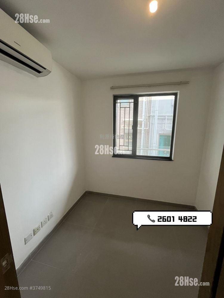 村屋 租盘 3 房 , 2 浴室 700 平方尺