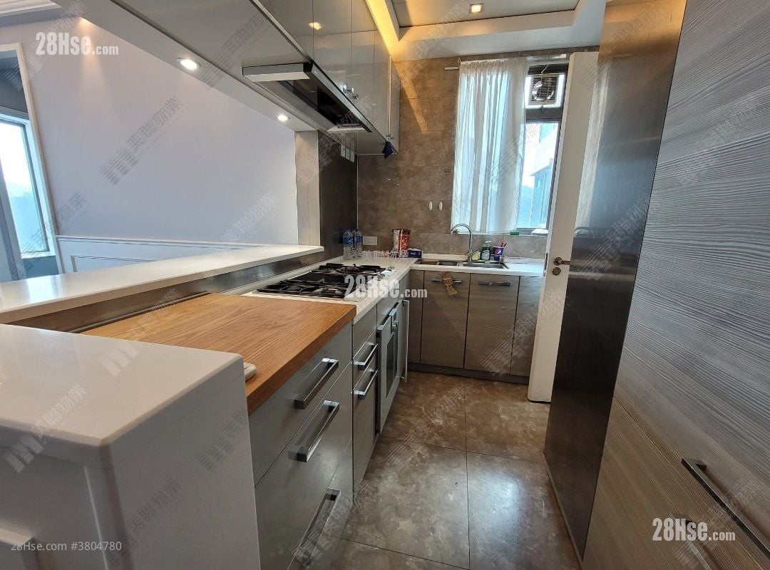 The Wings Rental 4 Bedrooms , 3 Bathrooms 892 ft²