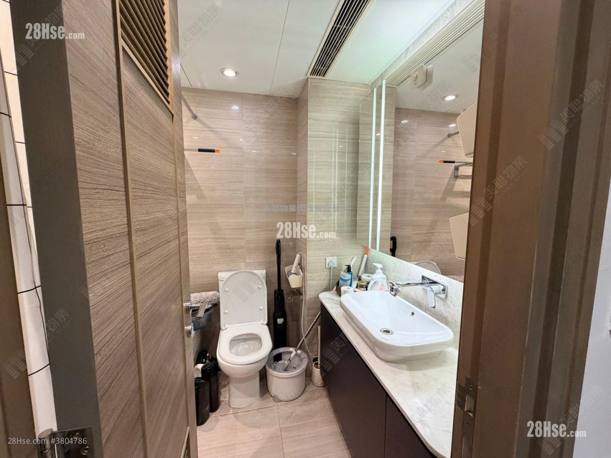 娉廷 租盘 3 浴室 1,633 平方尺