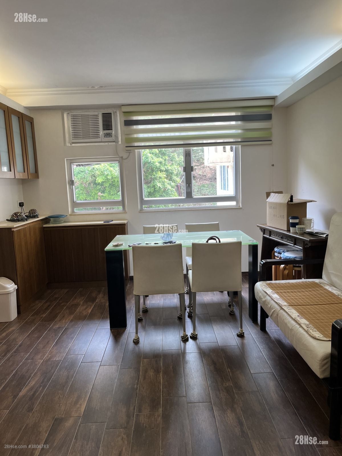 Bedford Gardens Rental 2 Bedrooms , 1 Bathroom 506 ft²