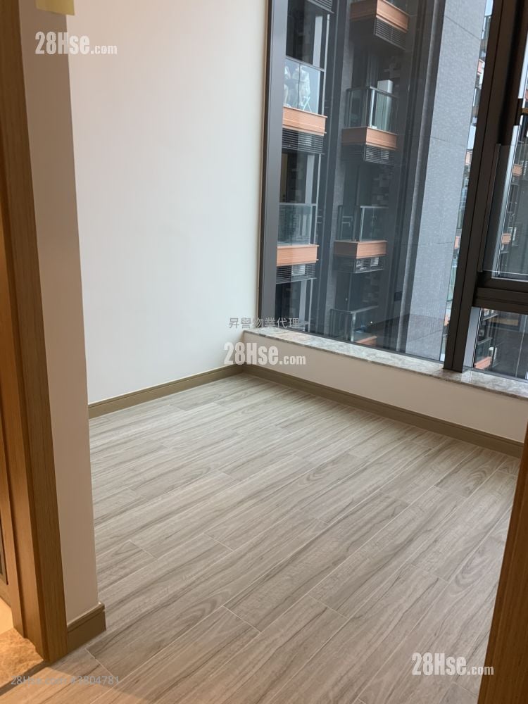 The Vantage Rental 1 Bedroom 270 ft²