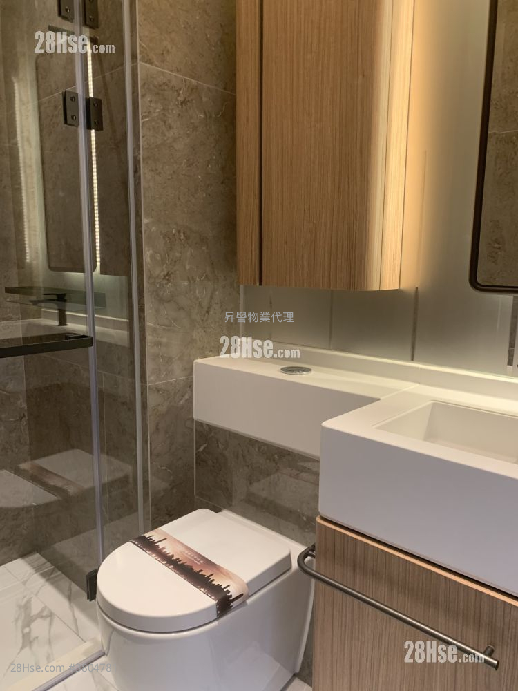 The Vantage Rental 1 Bedroom 270 ft²