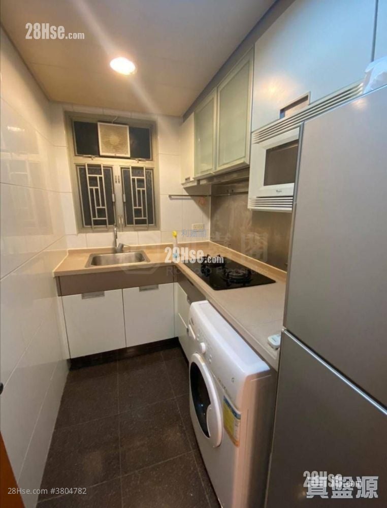 Yoho Town 售盘 2 房 422 平方尺