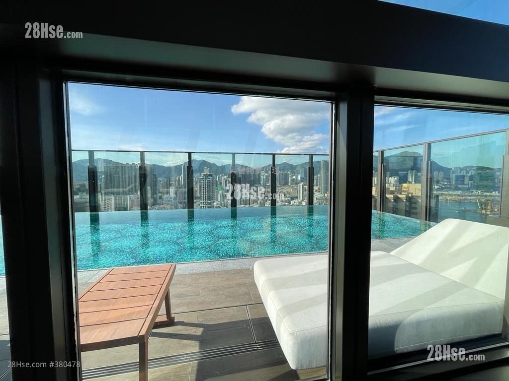 The Vantage Rental 1 Bedroom 270 ft²