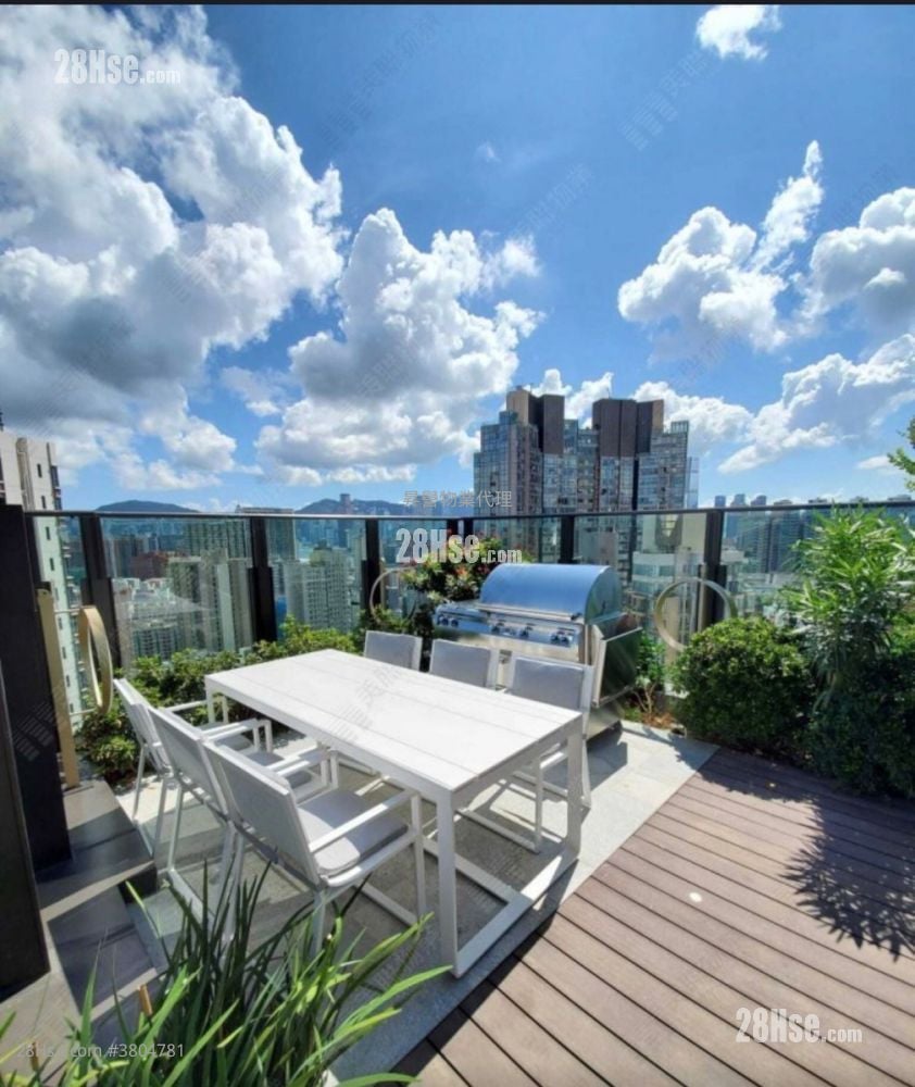 The Vantage Rental 1 Bedroom 270 ft²