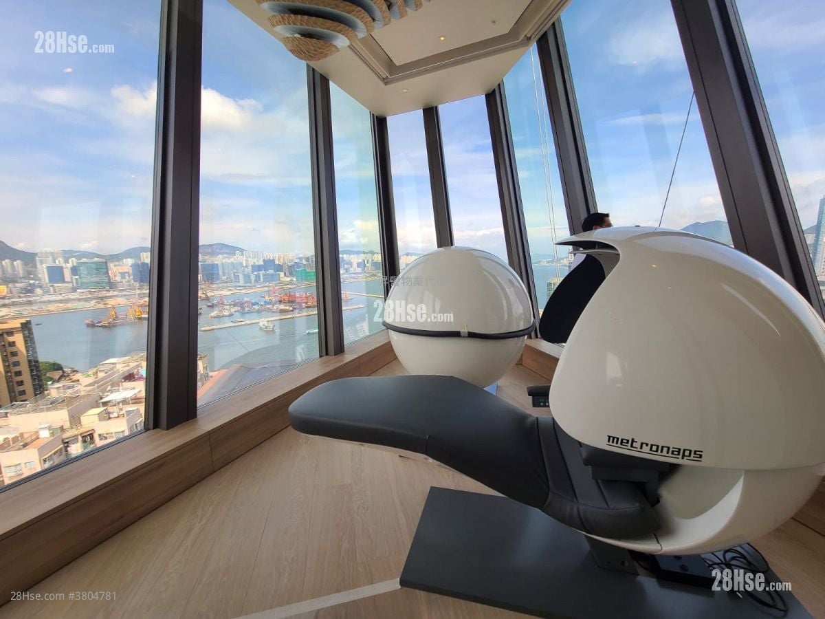 The Vantage Rental 1 Bedroom 270 ft²