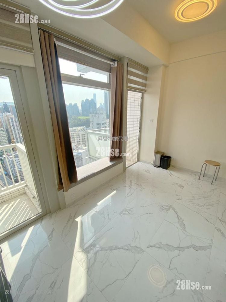 City Hub Rental Studio , 1 Bathroom 267 ft²