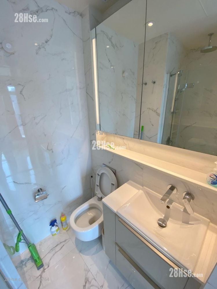 City Hub Rental Studio , 1 Bathroom 267 ft²