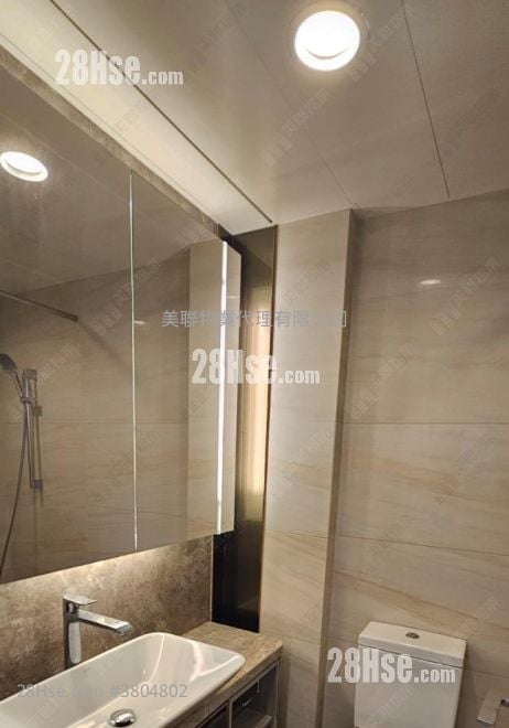 Sea To Sky Sell 2 Bedrooms , 1 Bathroom 471 ft²