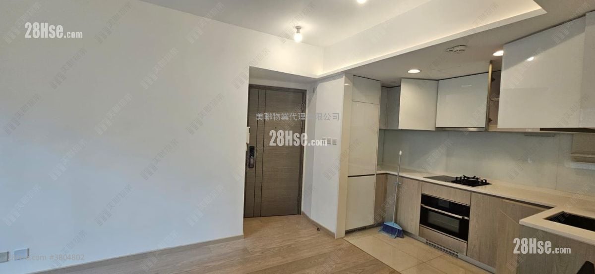 Sea To Sky Sell 2 Bedrooms , 1 Bathroom 471 ft²